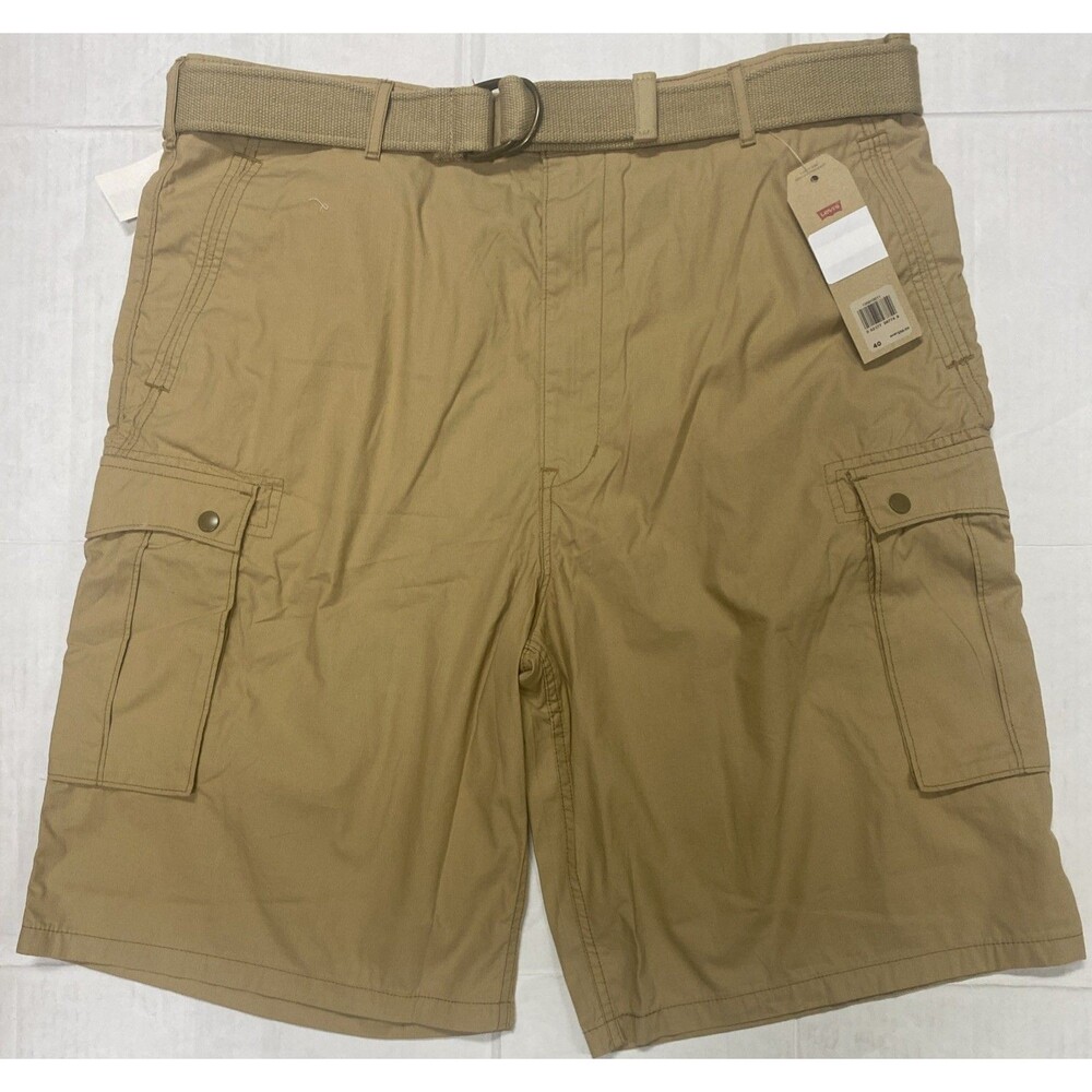 Levi’s Men’s Size 40 Snap Pocket 11” Inseam Cargo Shorts With Belt